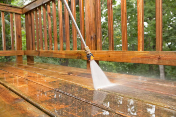 Best Deck Pressure Washing  in Bloomer, WI